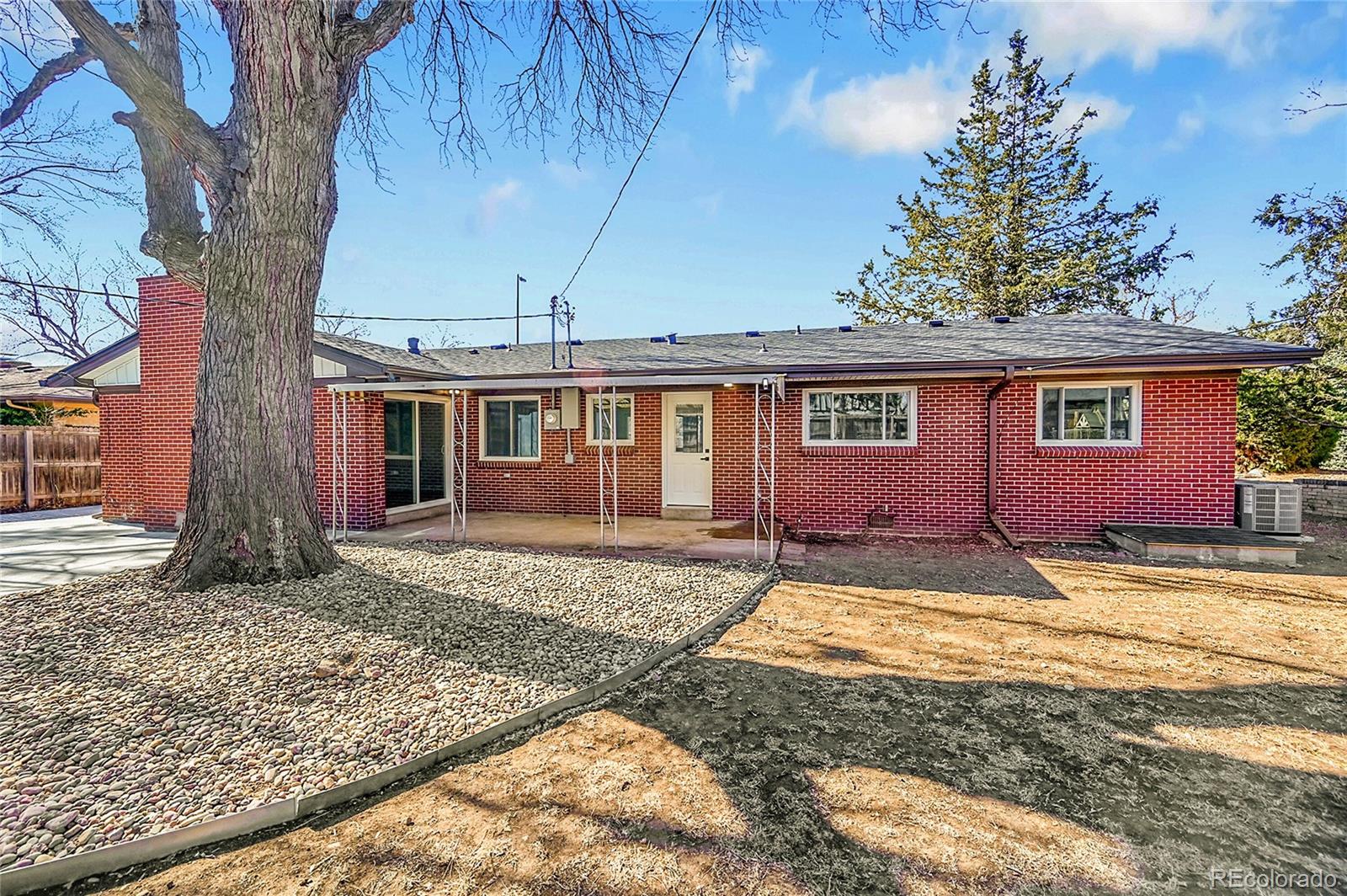 MLS Image #34 for 3140 s university boulevard,denver, Colorado