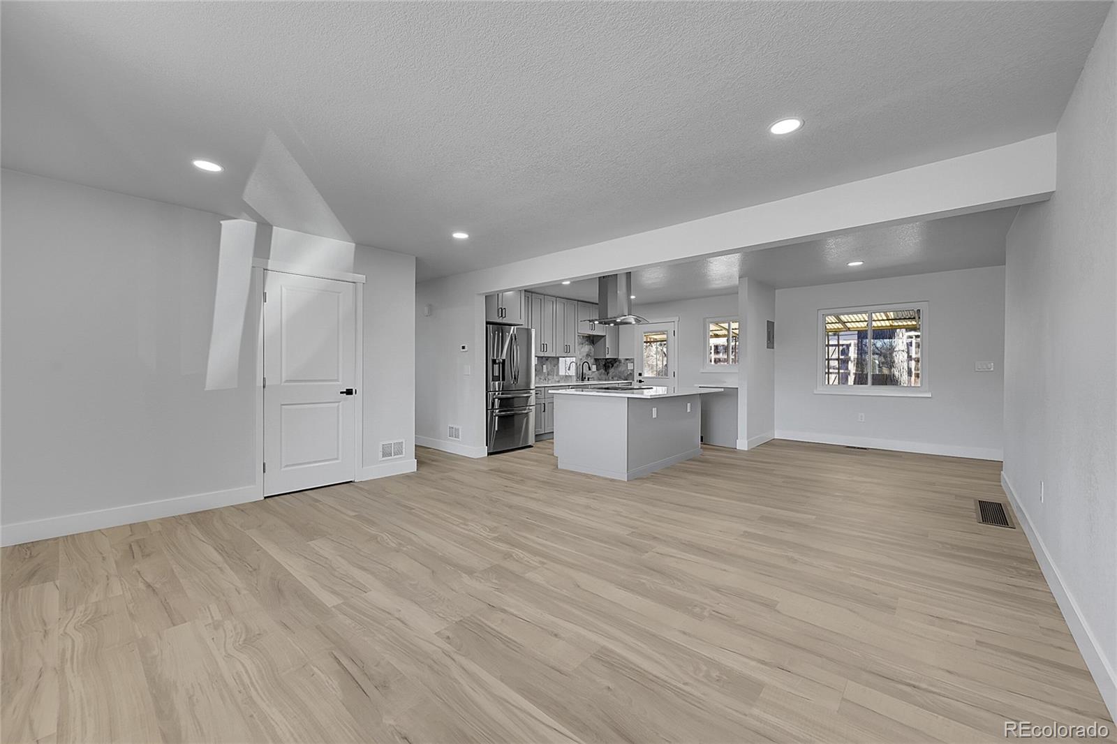 MLS Image #7 for 3140 s university boulevard,denver, Colorado