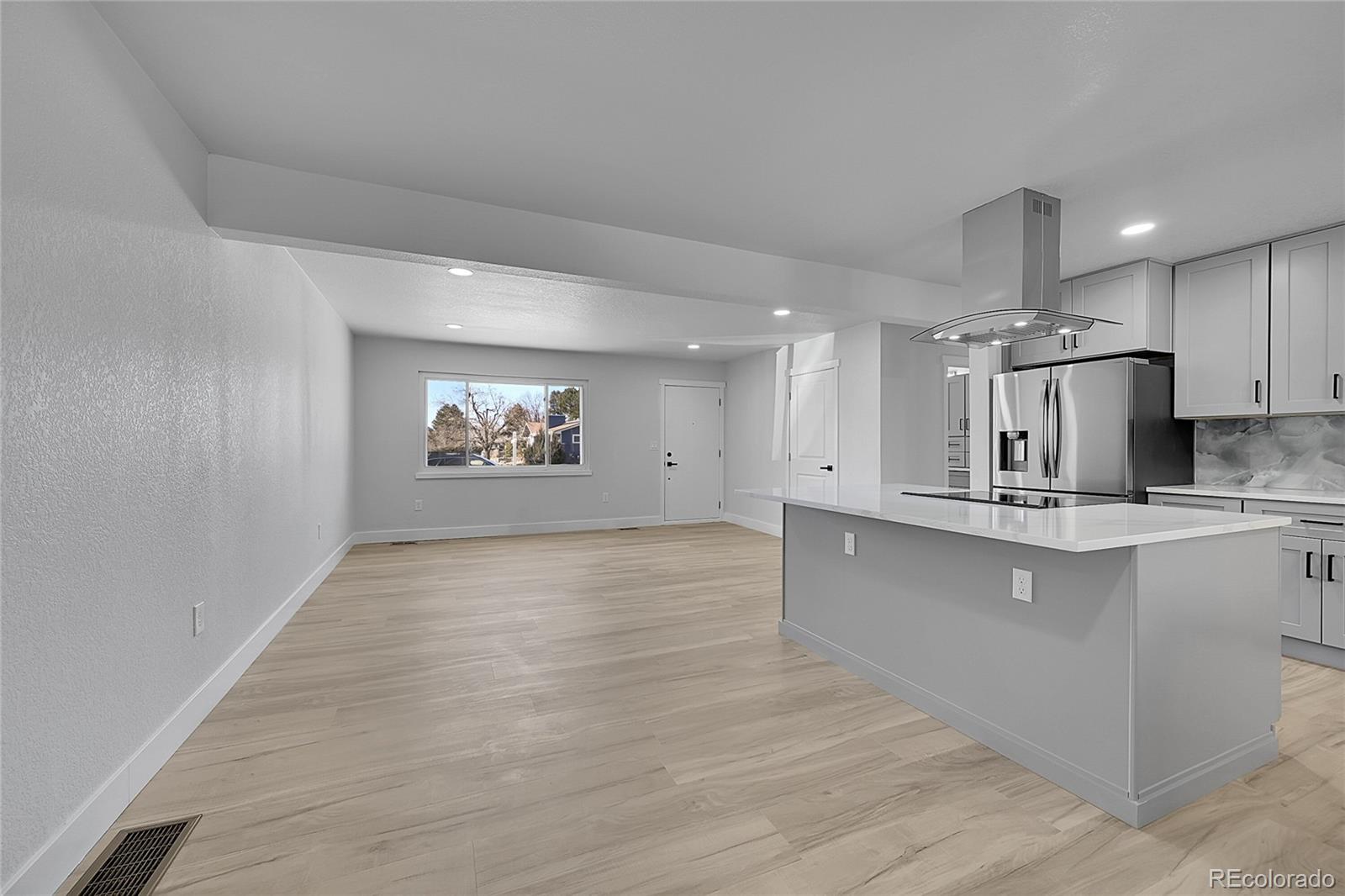 MLS Image #8 for 3140 s university boulevard,denver, Colorado