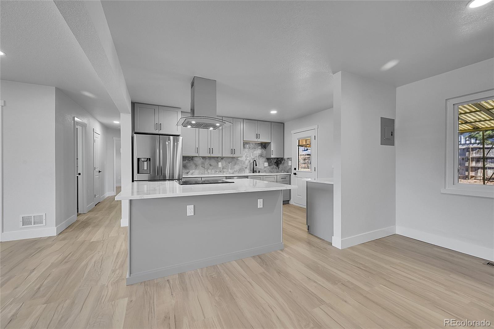 MLS Image #9 for 3140 s university boulevard,denver, Colorado