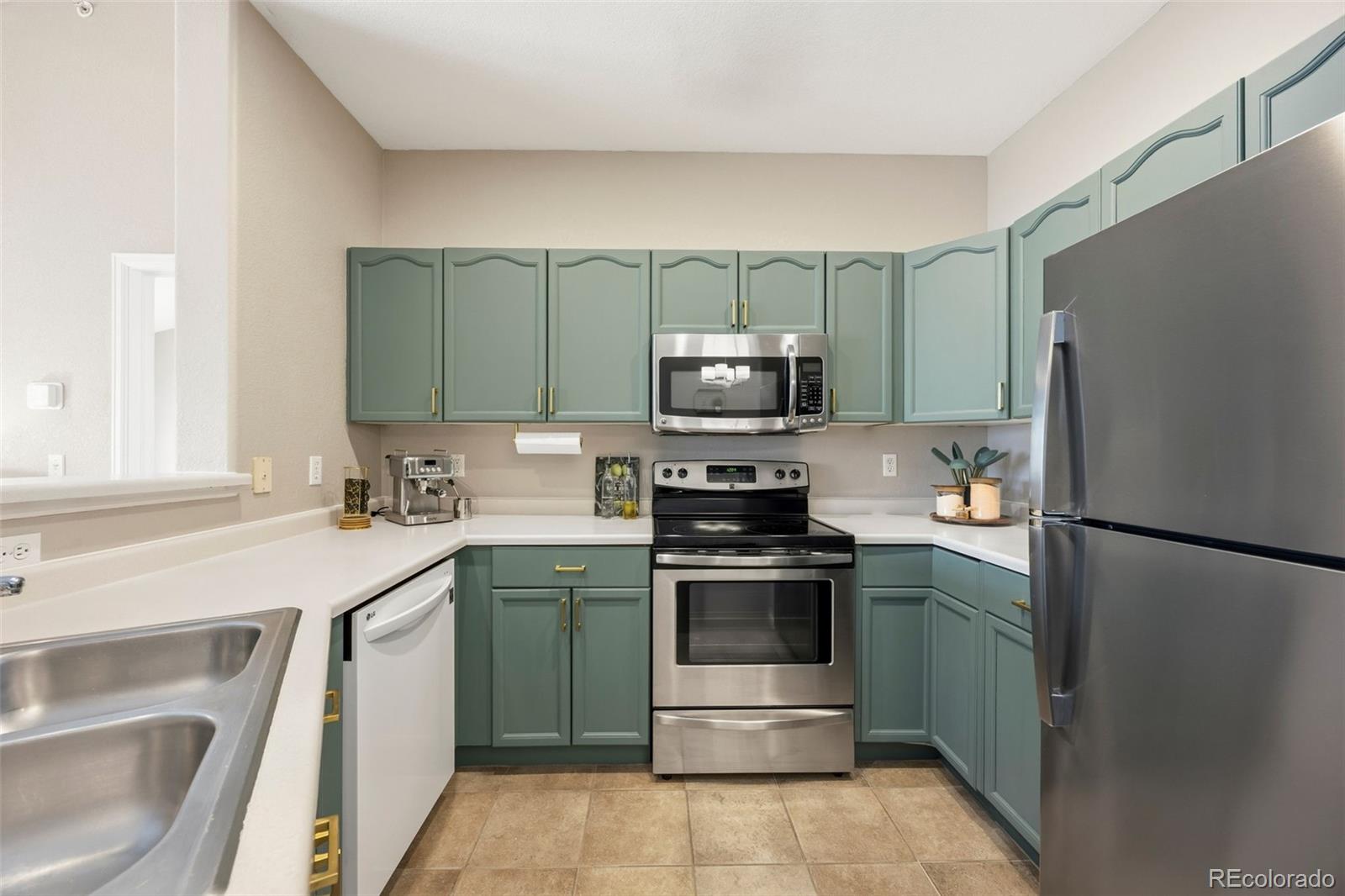 MLS Image #4 for 7474 s alkire street 301,littleton, Colorado