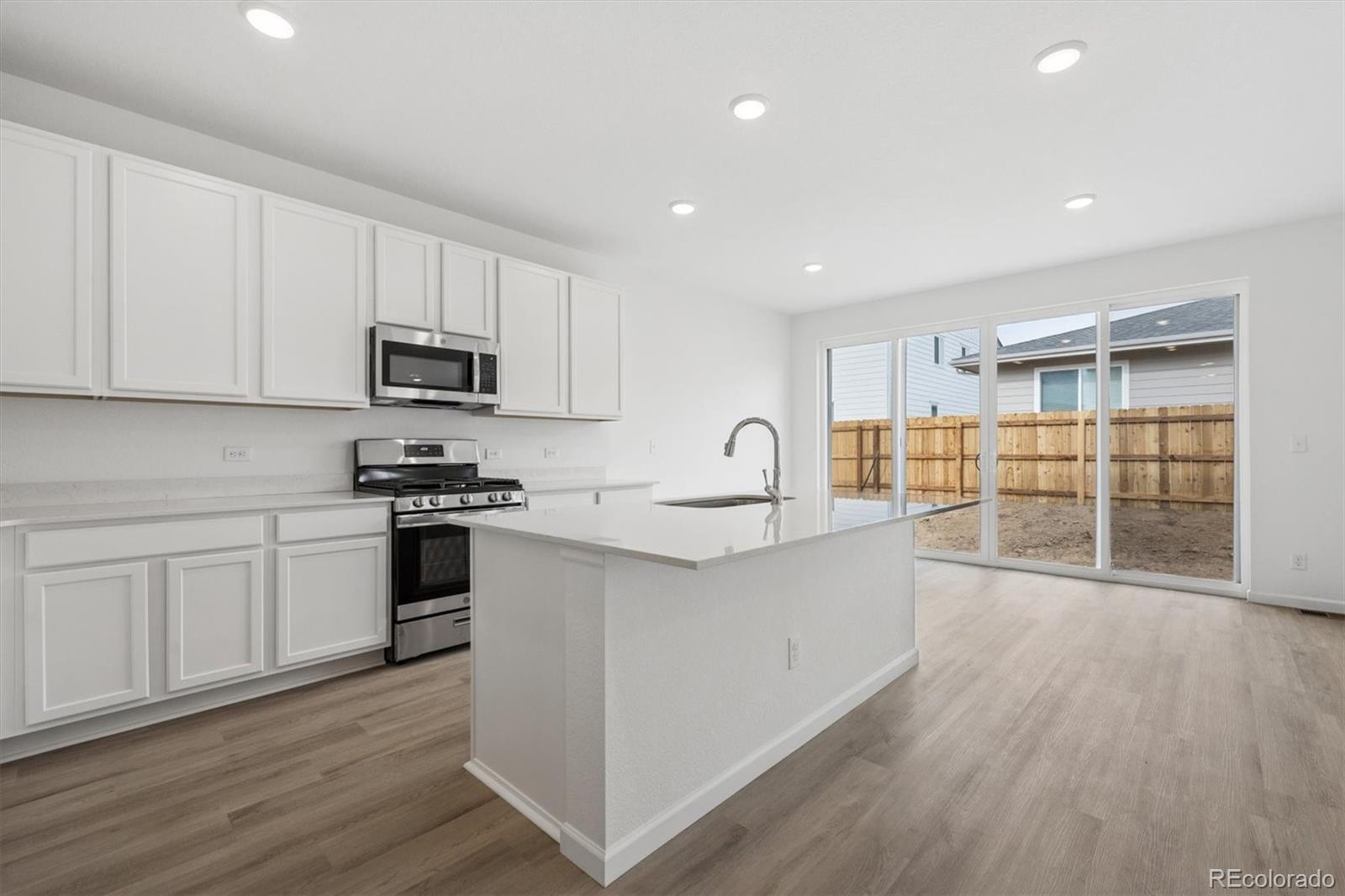 MLS Image #4 for 45945  wood thrush avenue,bennett, Colorado