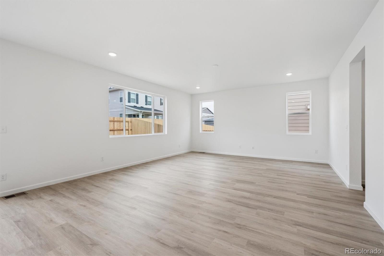 MLS Image #8 for 45945  wood thrush avenue,bennett, Colorado