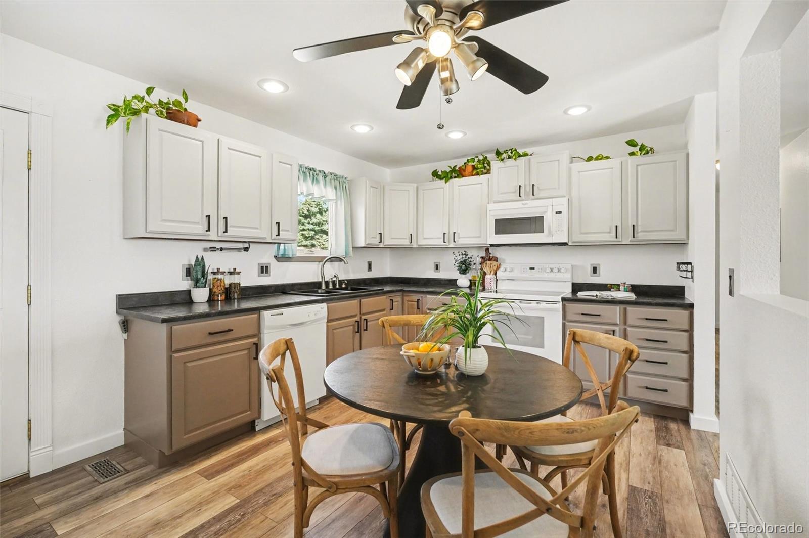 MLS Image #11 for 10621  oak street,westminster, Colorado