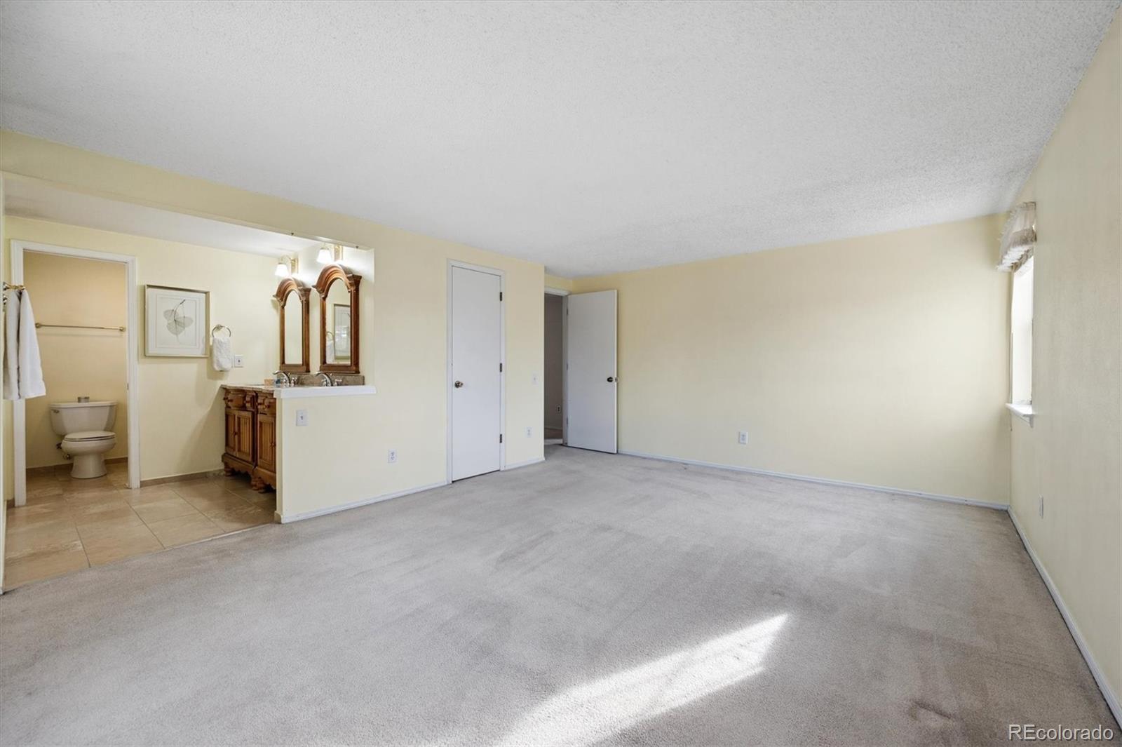 MLS Image #14 for 8624  mineral circle,centennial, Colorado