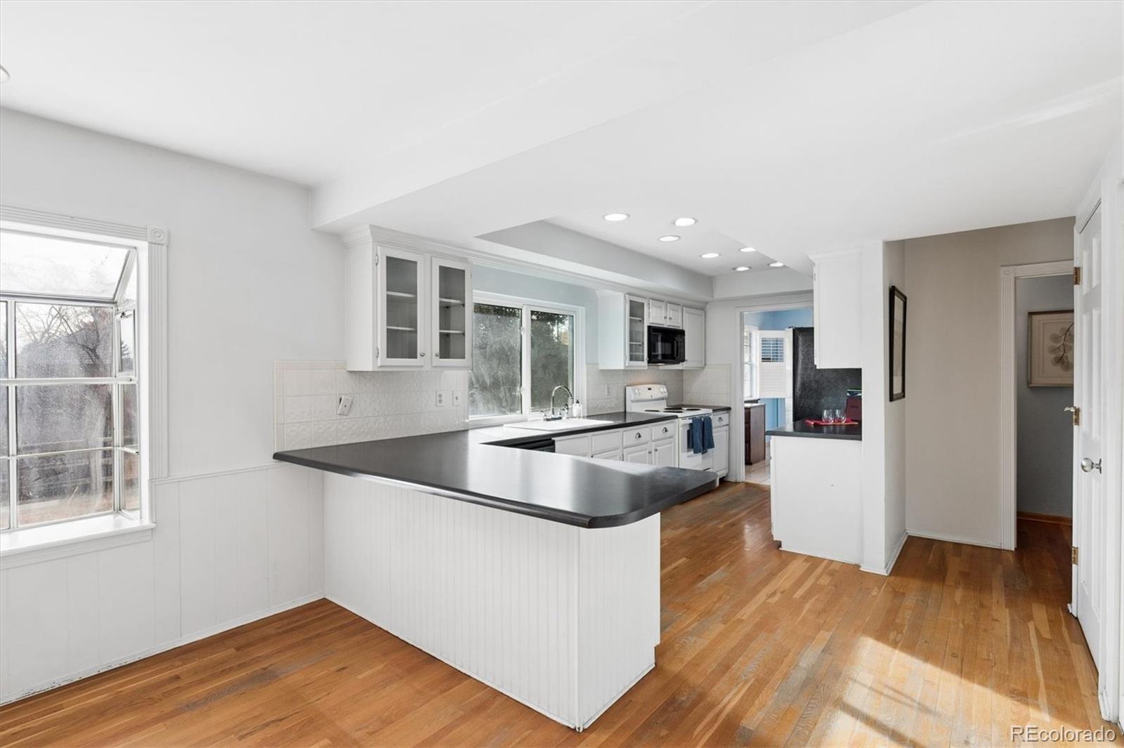 MLS Image #6 for 8624  mineral circle,centennial, Colorado