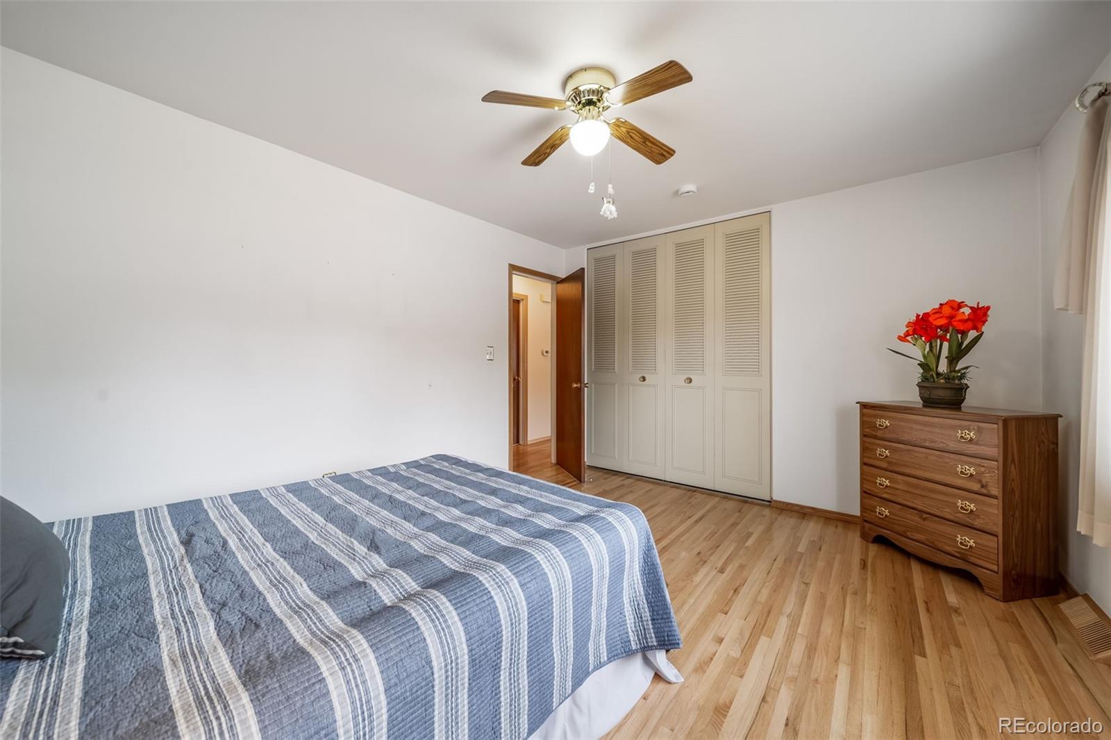 MLS Image #15 for 7921  granada road,denver, Colorado