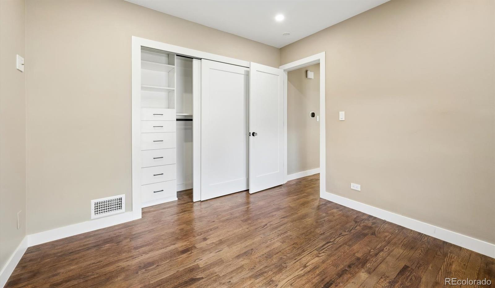 MLS Image #11 for 3041 w scott place,denver, Colorado