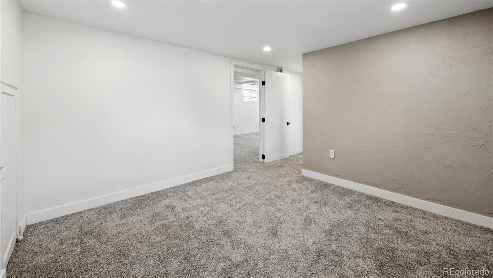 MLS Image #17 for 3041 w scott place,denver, Colorado