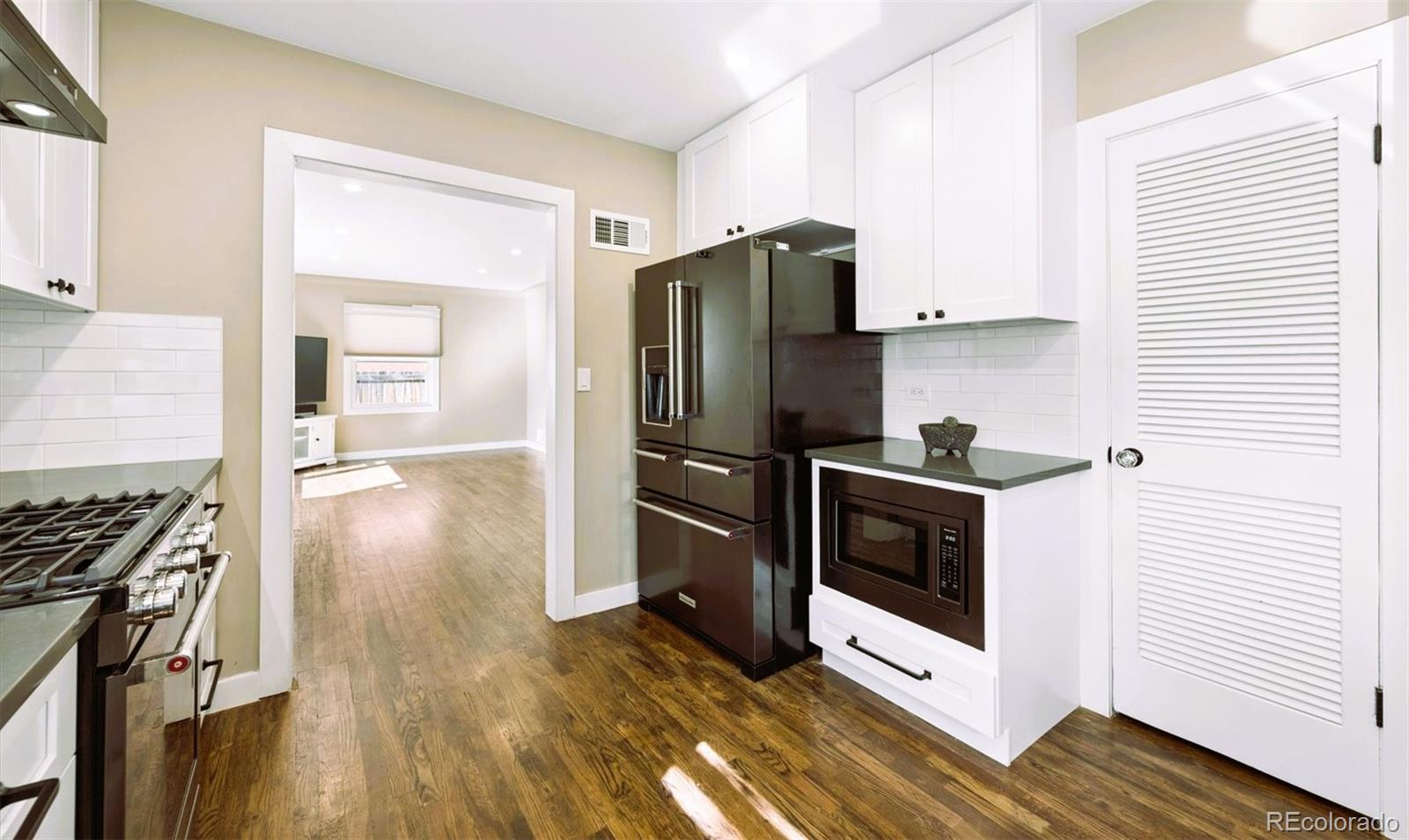 MLS Image #7 for 3041 w scott place,denver, Colorado