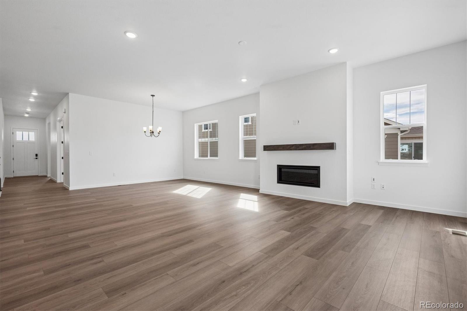 MLS Image #12 for 3851 n haleyville street,aurora, Colorado