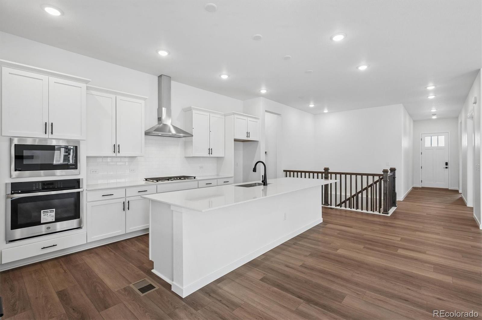 MLS Image #9 for 3851 n haleyville street,aurora, Colorado