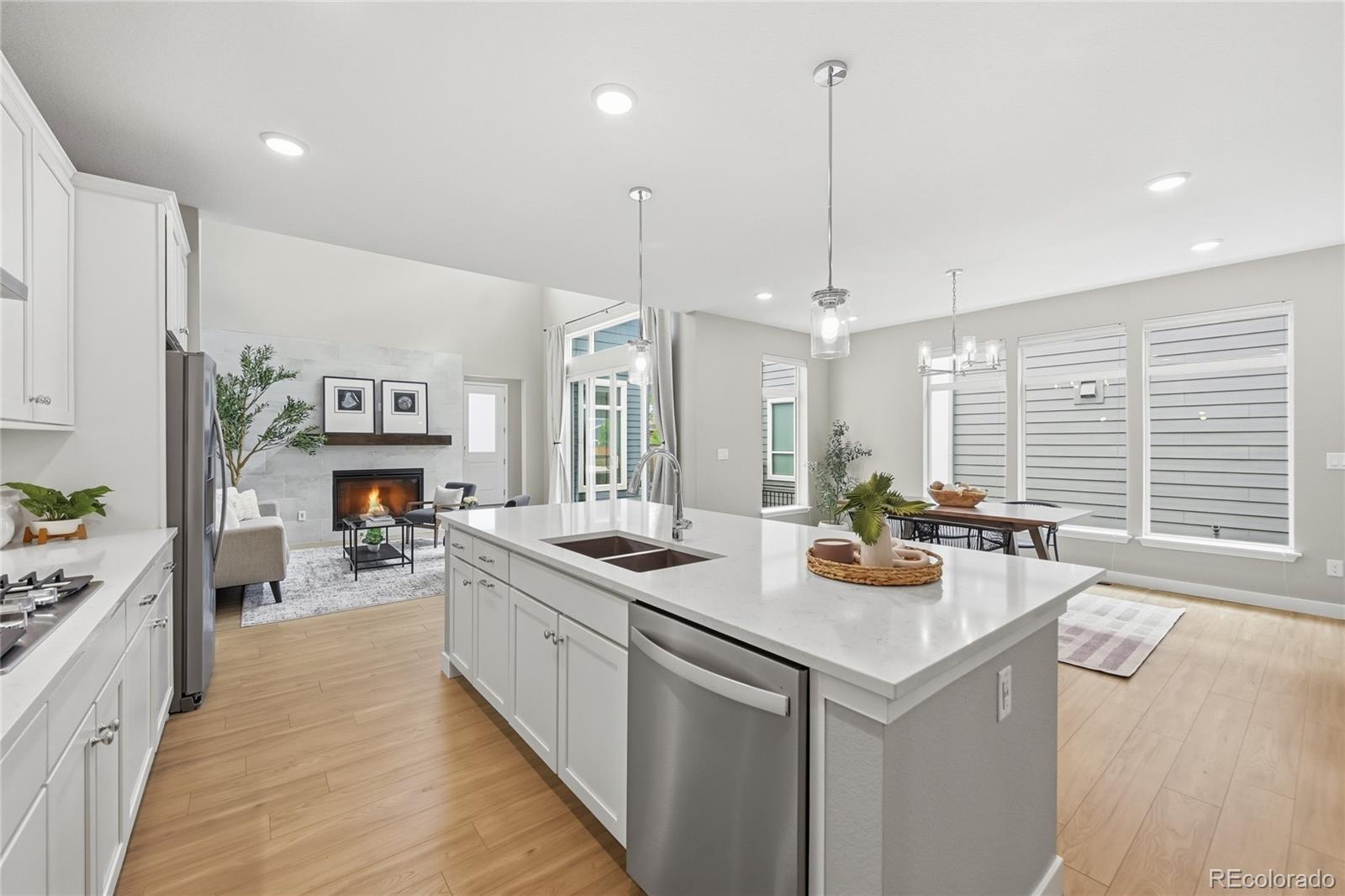MLS Image #10 for 6167 n dallas way,denver, Colorado