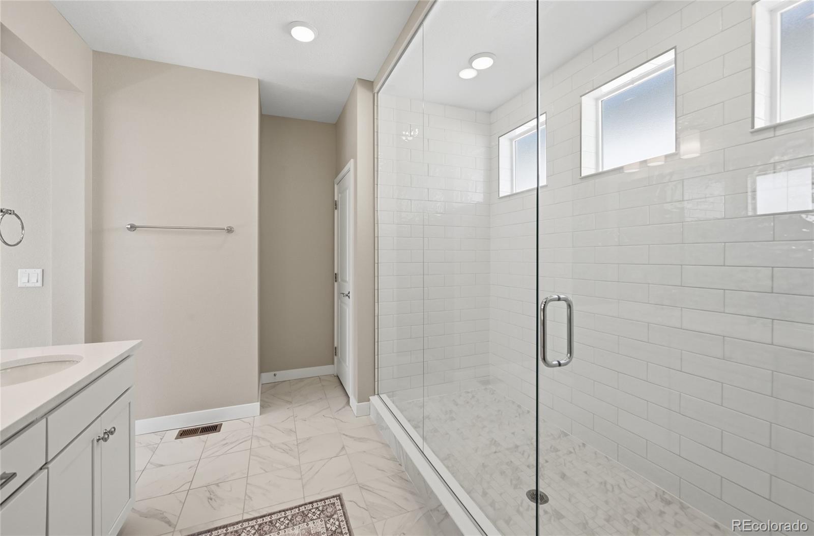 MLS Image #21 for 6167 n dallas way,denver, Colorado