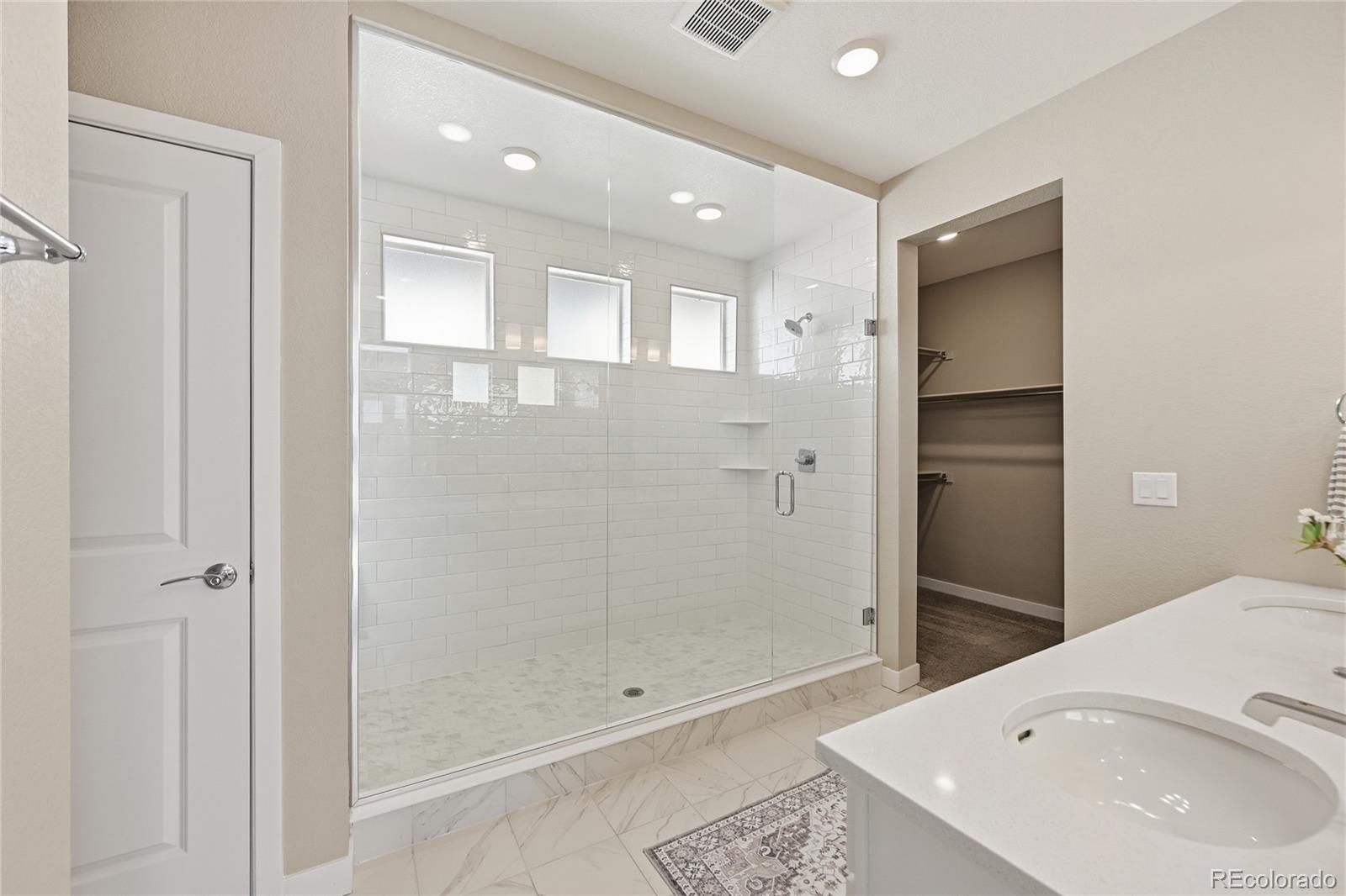 MLS Image #22 for 6167 n dallas way,denver, Colorado