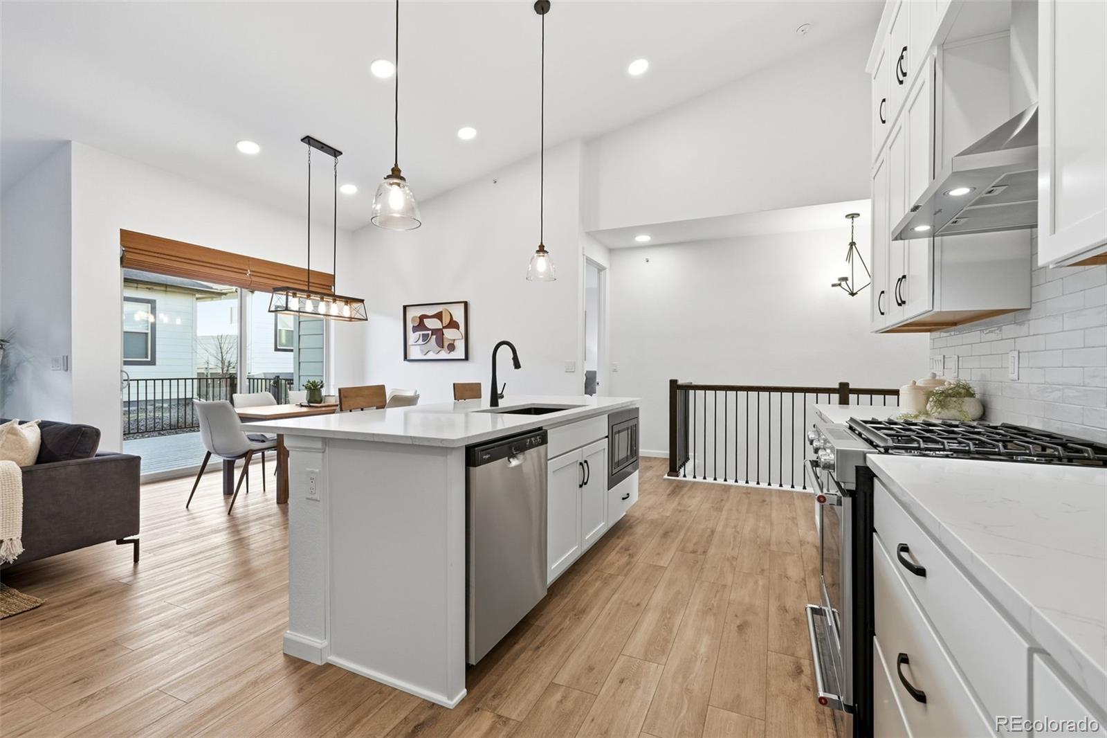 MLS Image #14 for 8283 s queen street,littleton, Colorado