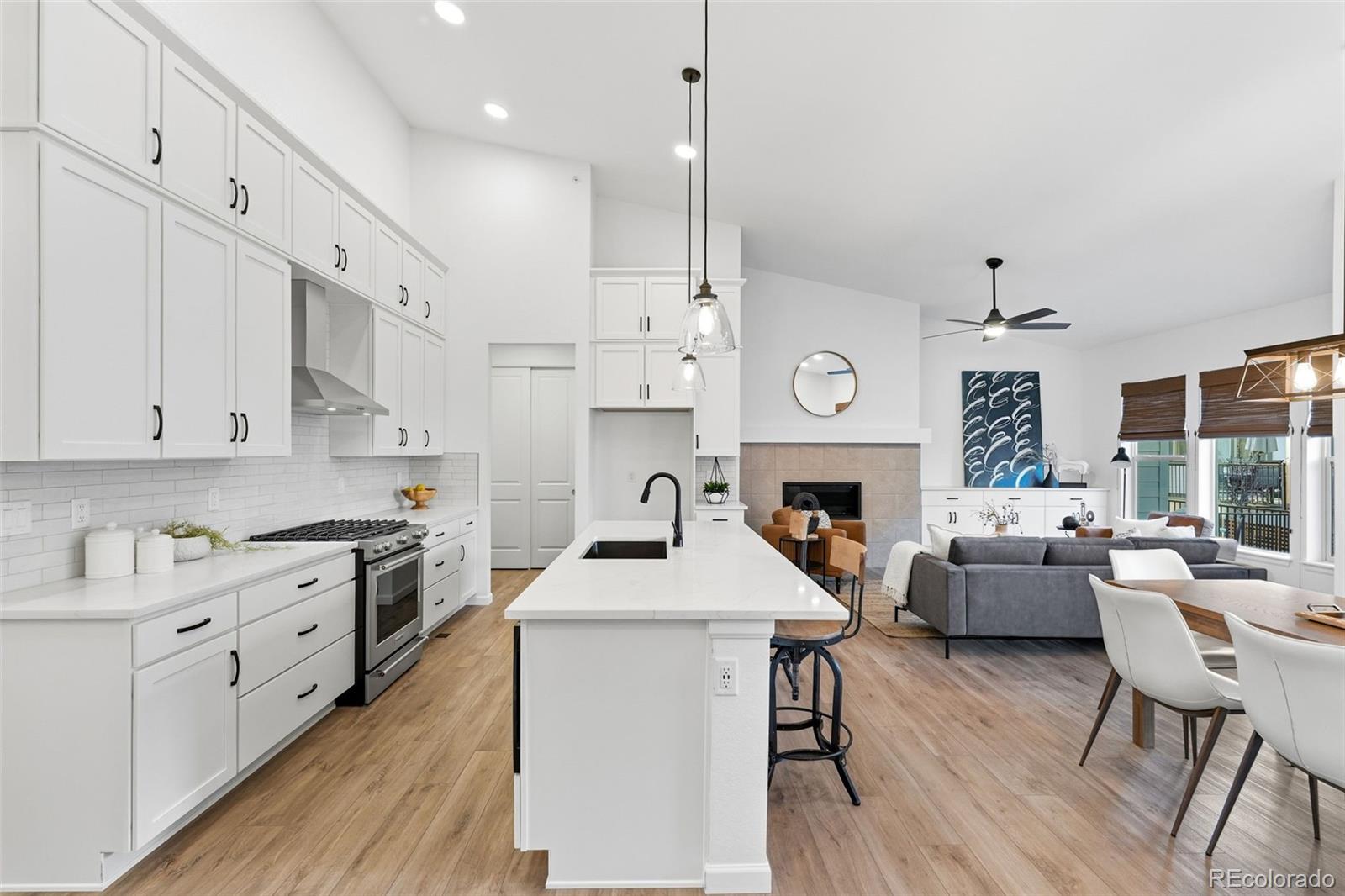 MLS Image #19 for 8283 s queen street,littleton, Colorado