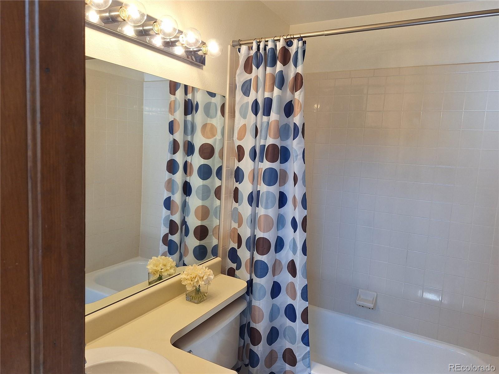 MLS Image #18 for 8336 w 87th drive d,arvada, Colorado