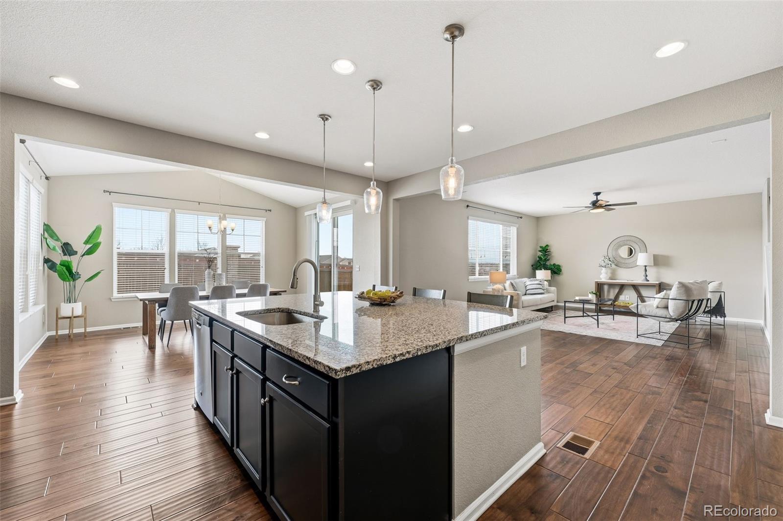 MLS Image #12 for 5090 s wenatchee circle,aurora, Colorado