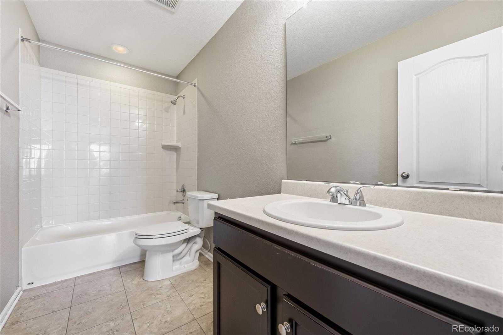 MLS Image #28 for 5090 s wenatchee circle,aurora, Colorado