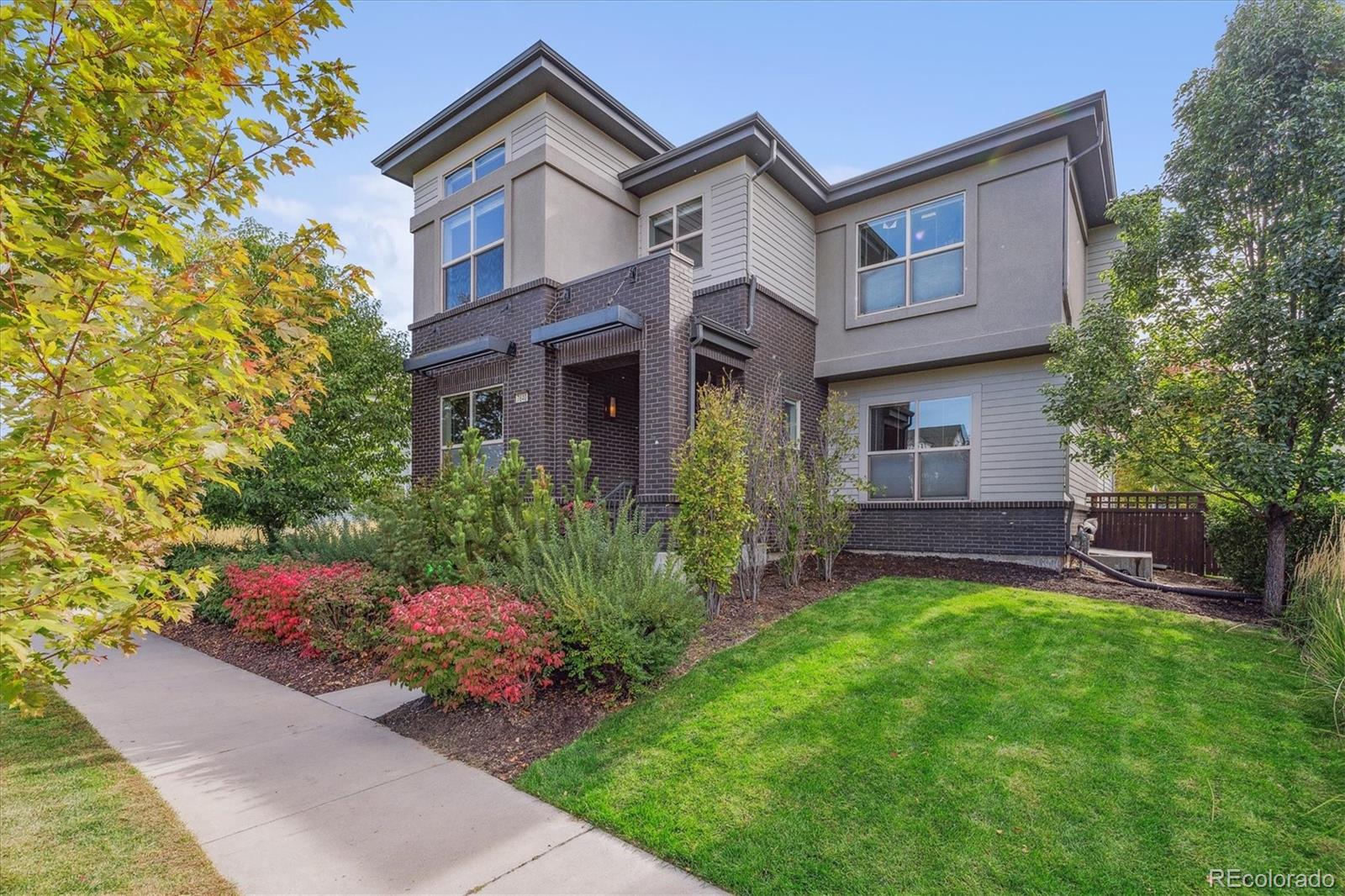 MLS Image #2 for 7840 e 32nd avenue,denver, Colorado