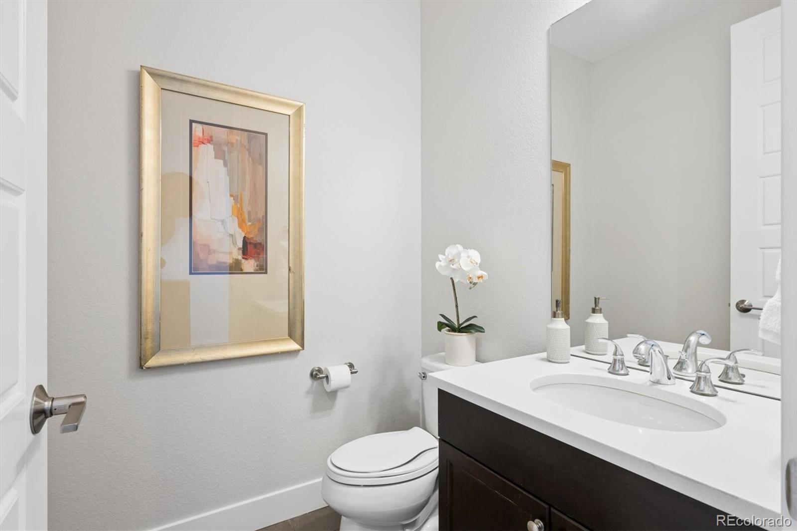 MLS Image #6 for 7840 e 32nd avenue,denver, Colorado