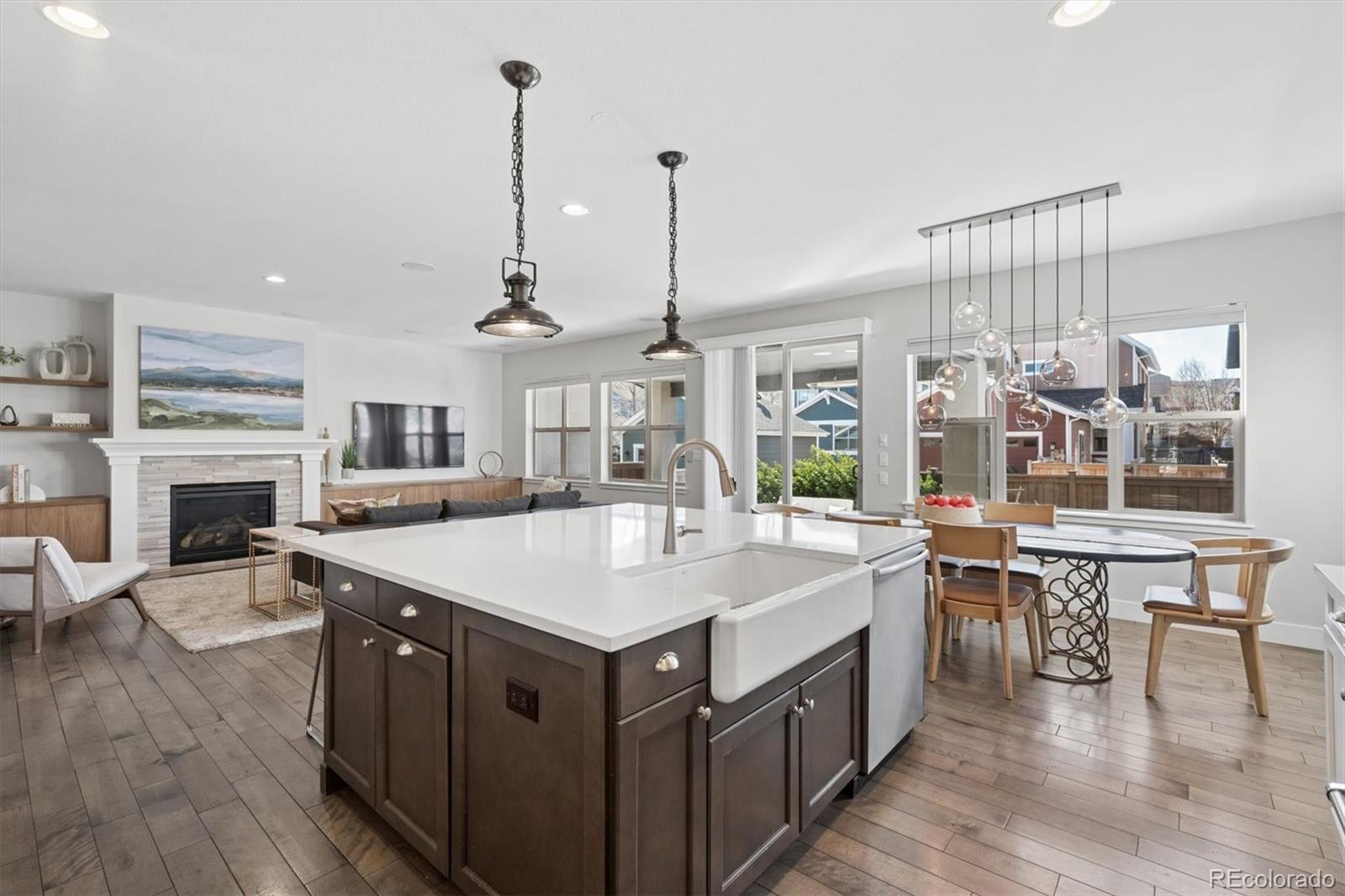 MLS Image #9 for 7840 e 32nd avenue,denver, Colorado
