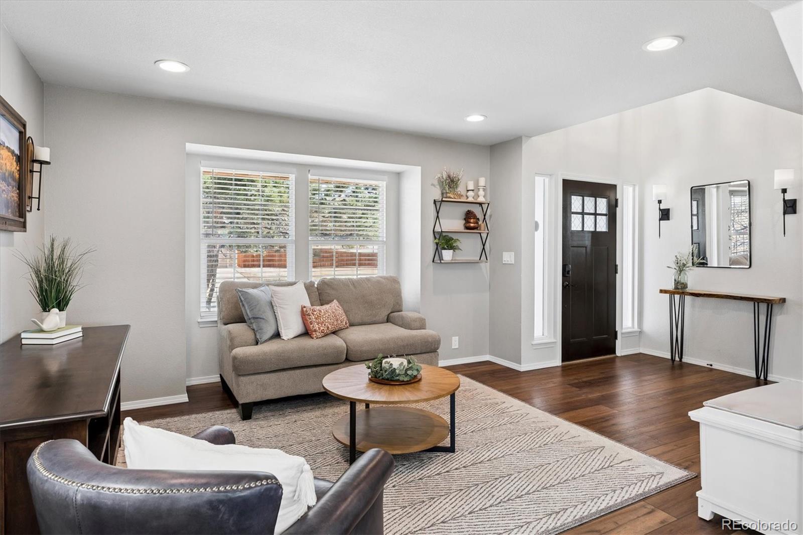 MLS Image #5 for 10210  monmouth lane,colorado springs, Colorado
