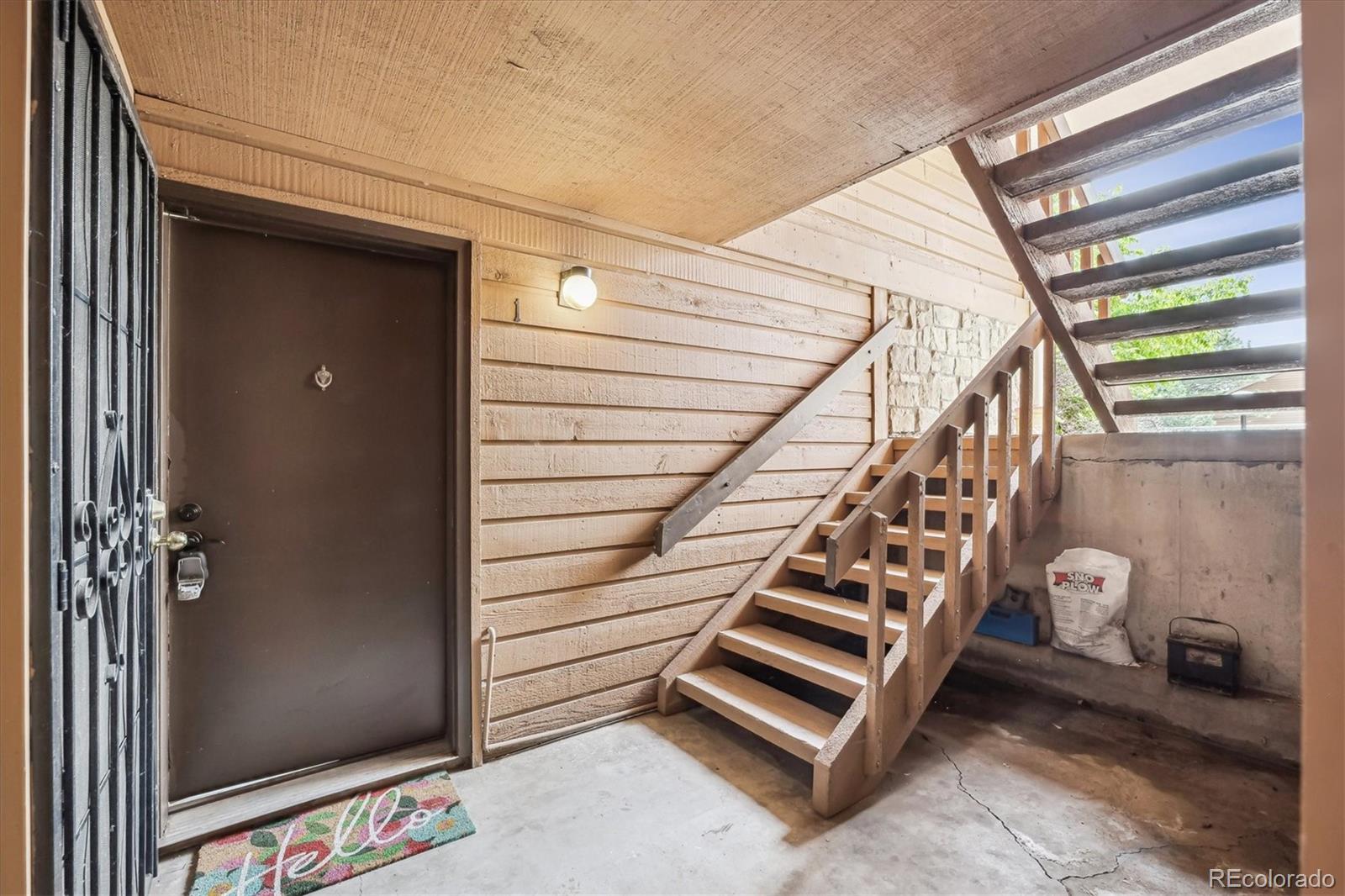 MLS Image #1 for 4273 s salida way 1,aurora, Colorado
