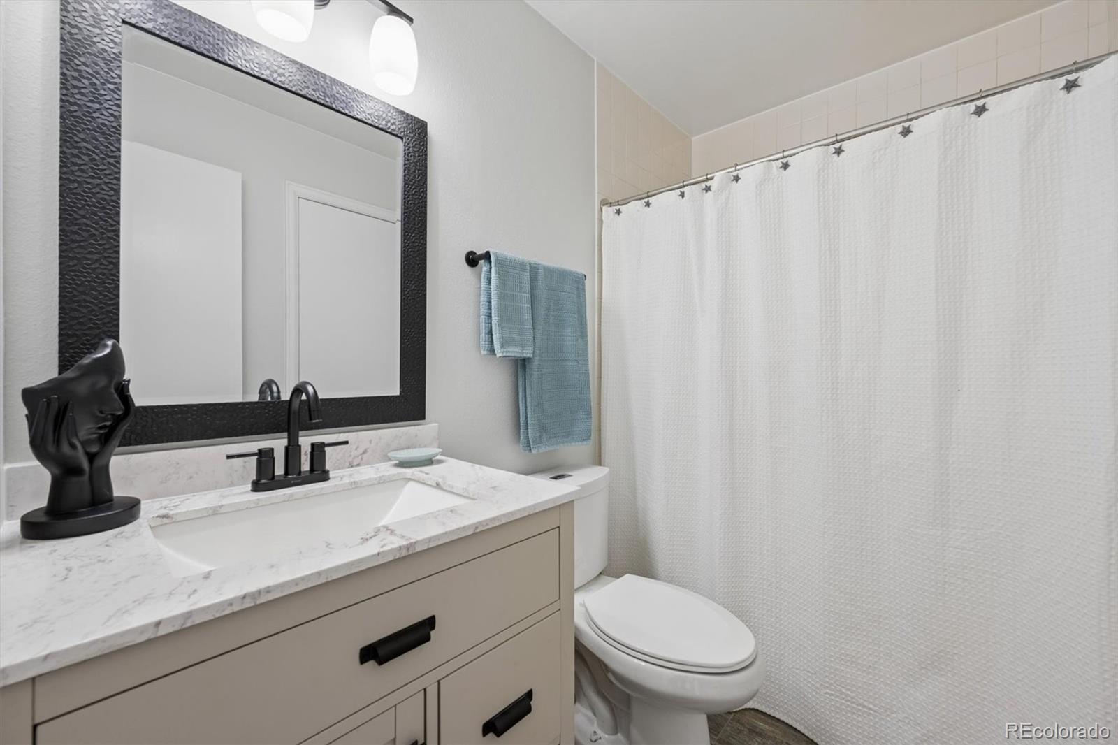 MLS Image #13 for 19682 e batavia drive,aurora, Colorado