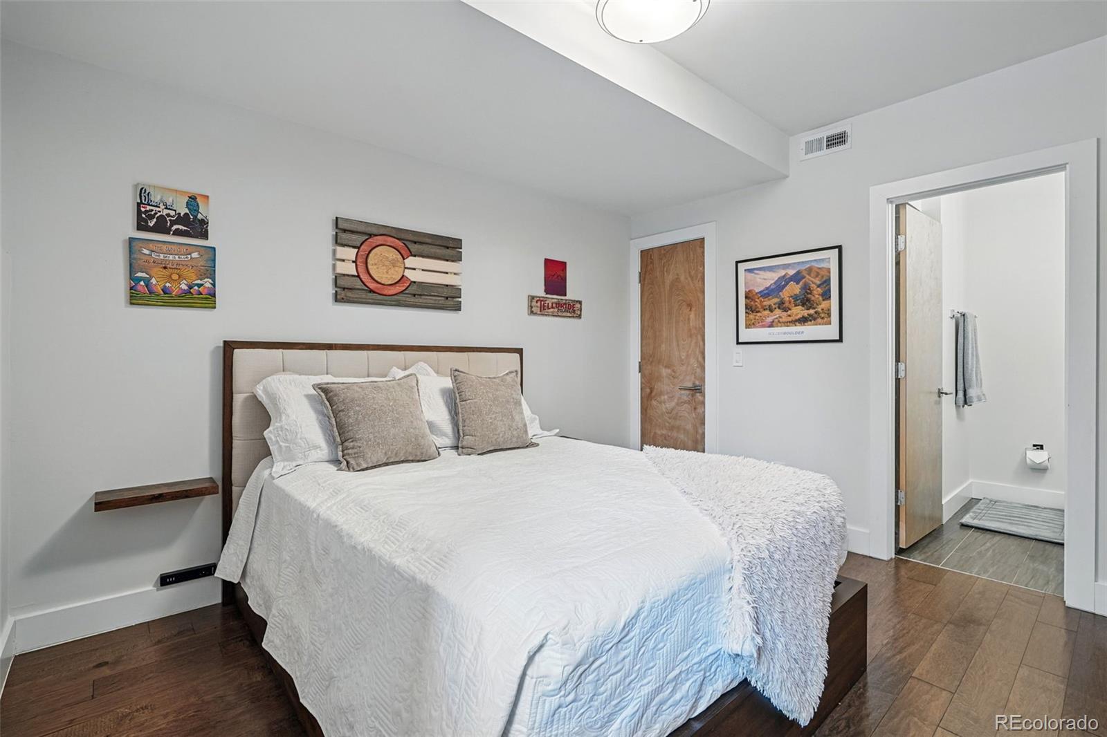 MLS Image #38 for 3444  navajo street 10,denver, Colorado
