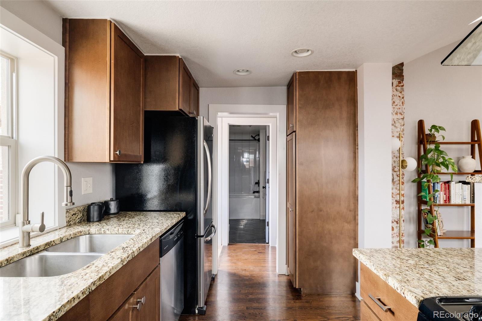 MLS Image #9 for 3100 n high street,denver, Colorado