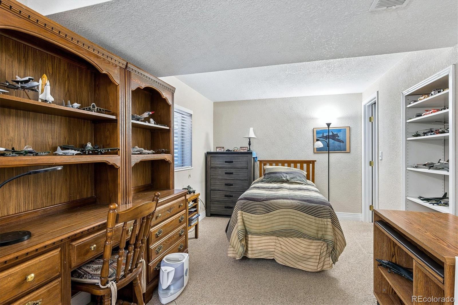 MLS Image #22 for 16464 e bates drive,aurora, Colorado