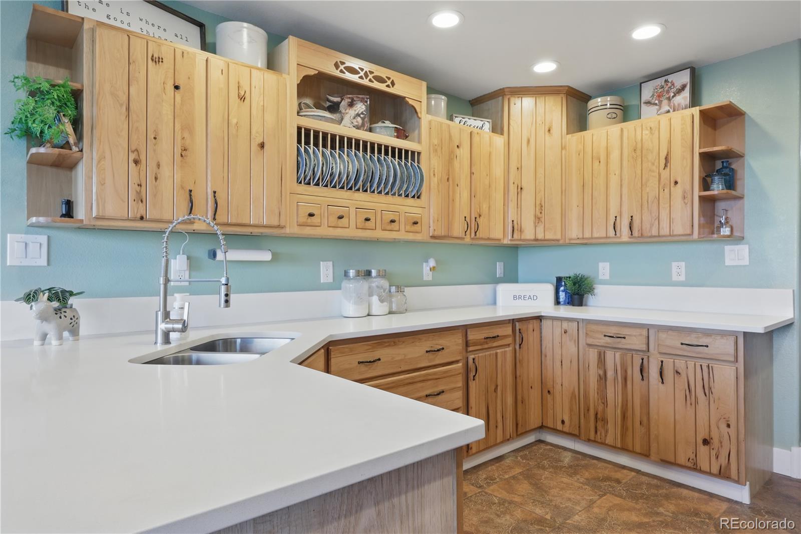 MLS Image #7 for 20420  amanda court,colorado springs, Colorado