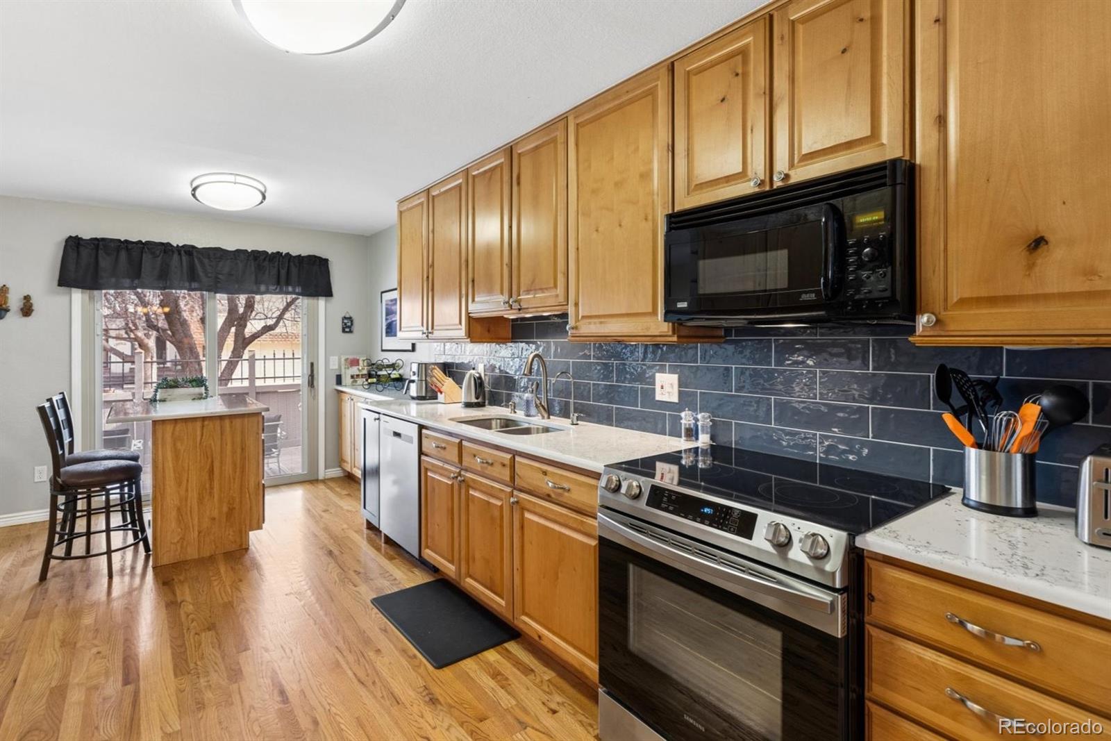 MLS Image #4 for 101 s upham court,lakewood, Colorado