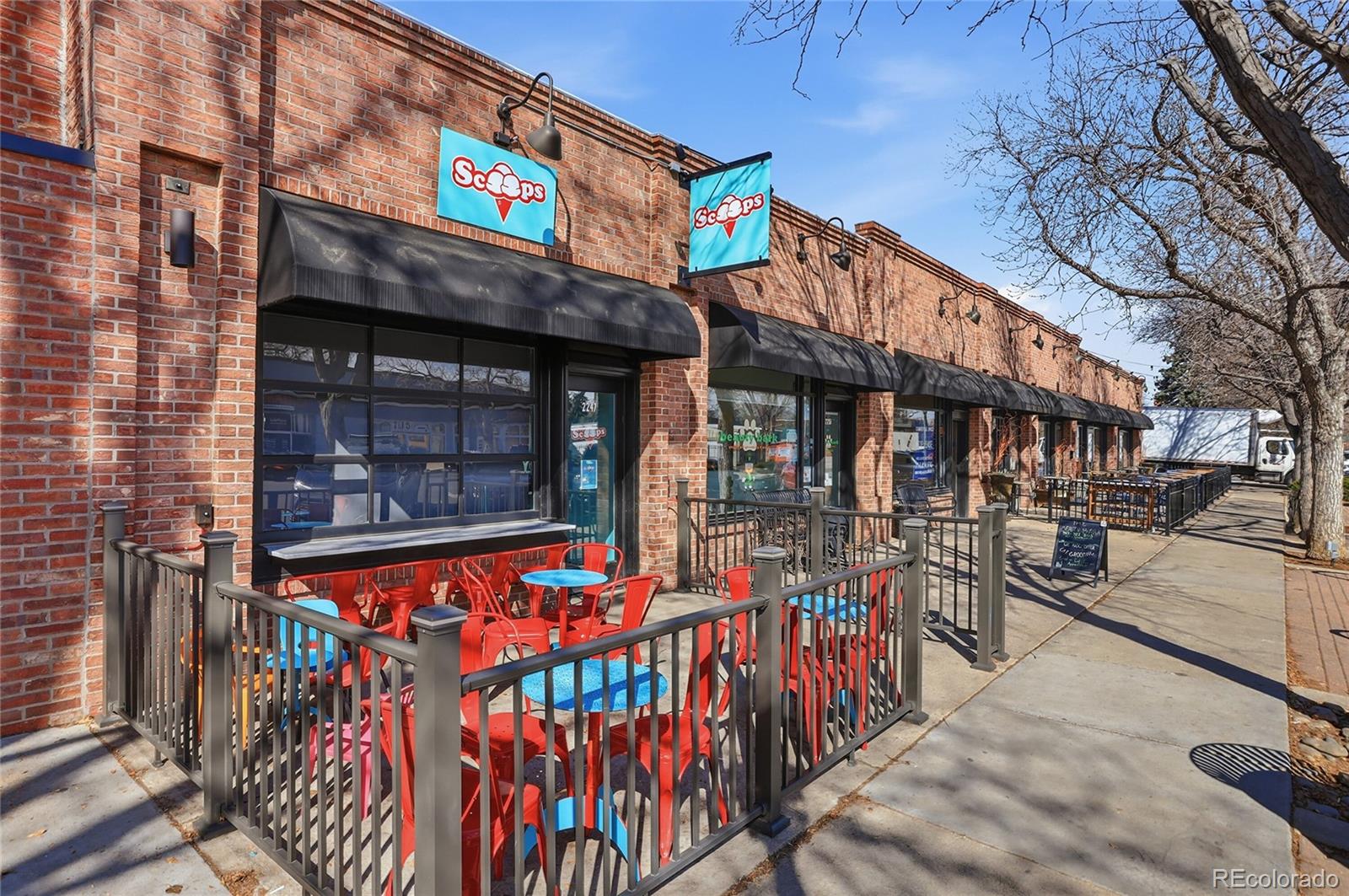 MLS Image #41 for 2680  leyden street,denver, Colorado