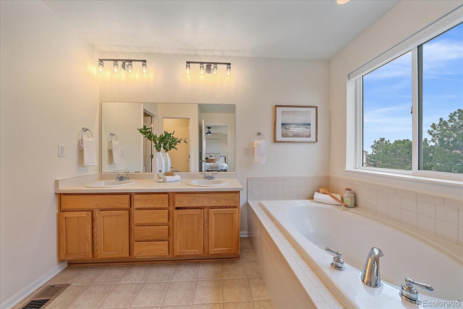 MLS Image #11 for 3098  meadowbrook place,dacono, Colorado