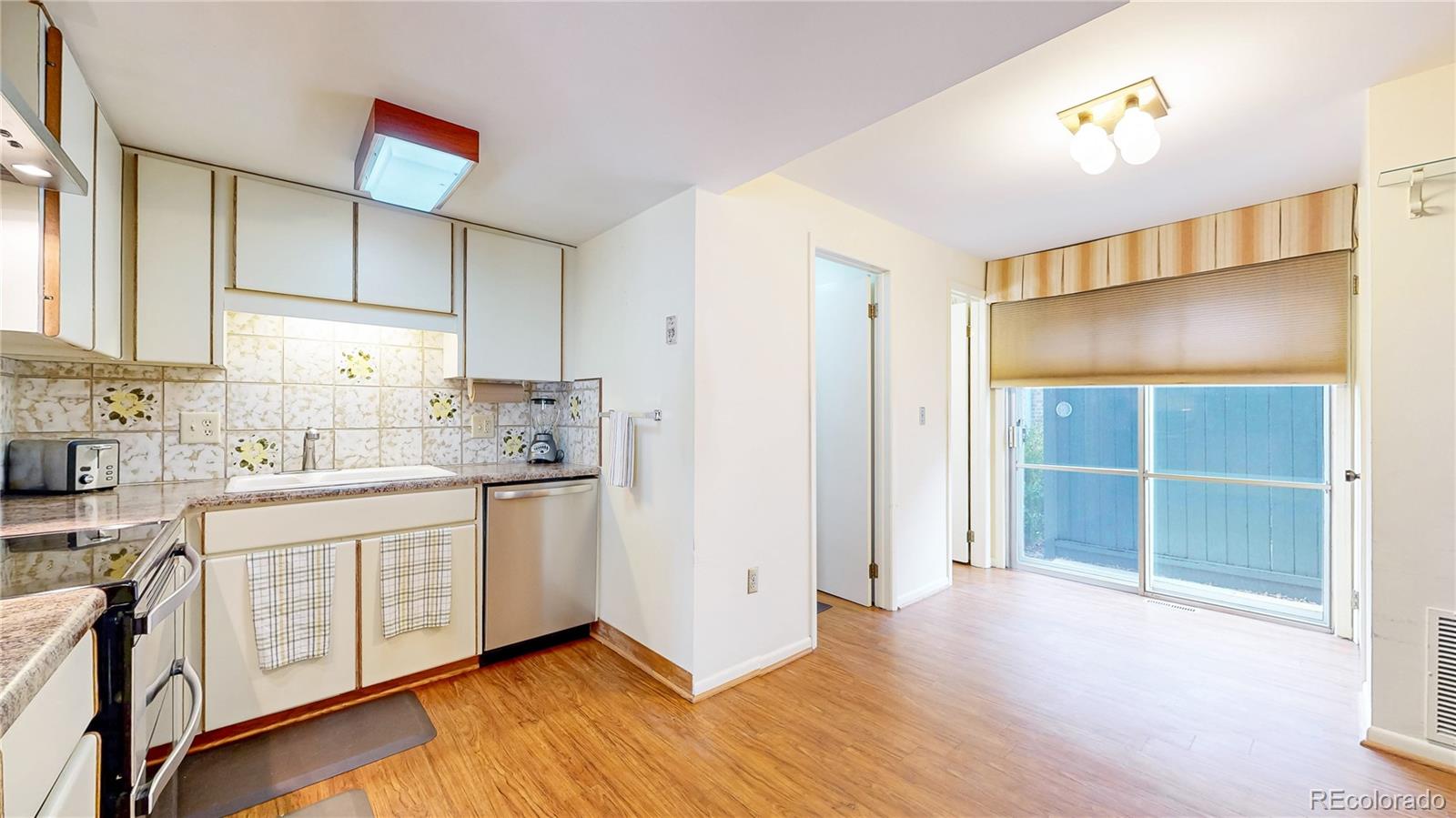 MLS Image #14 for 5832 e ithaca place ,denver, Colorado