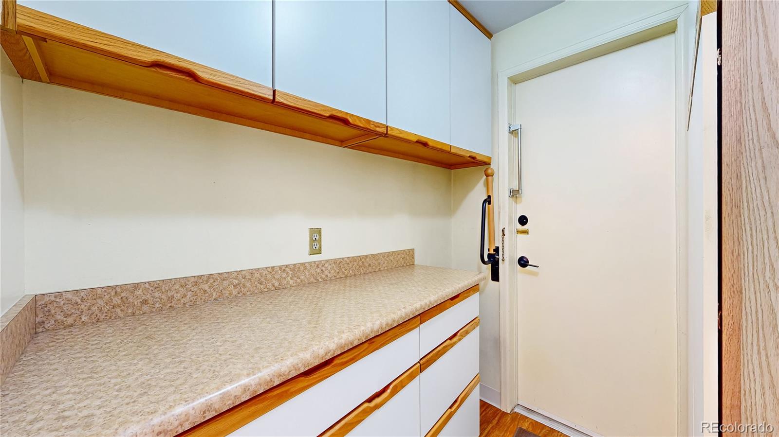 MLS Image #20 for 5832 e ithaca place ,denver, Colorado