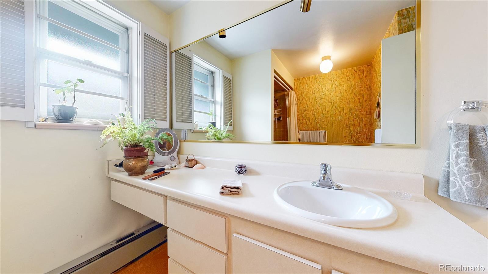 MLS Image #29 for 5832 e ithaca place ,denver, Colorado