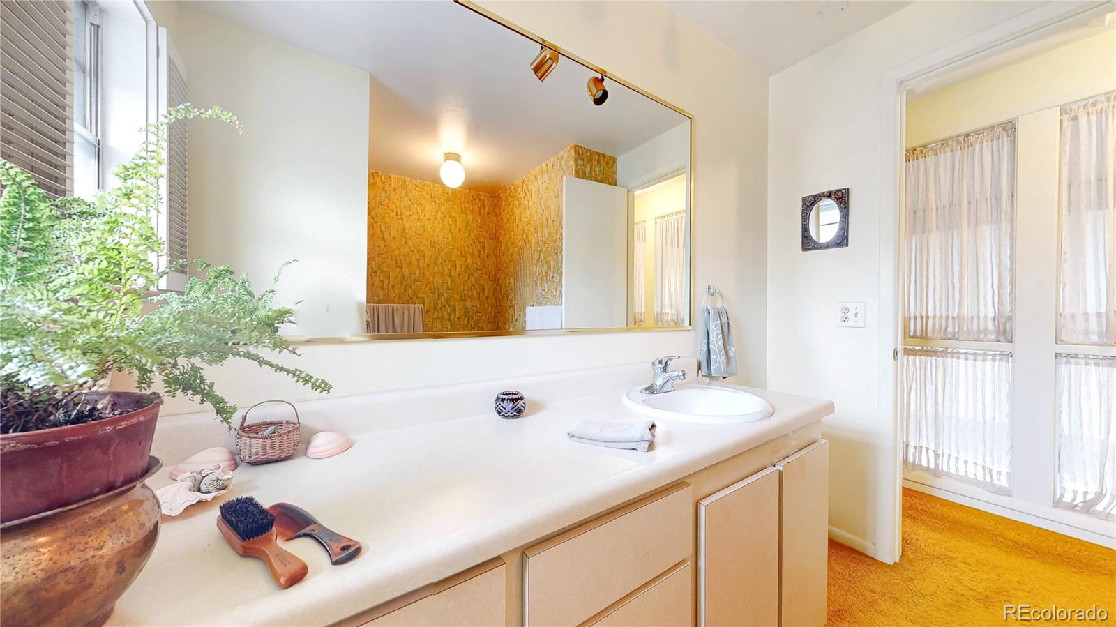 MLS Image #30 for 5832 e ithaca place ,denver, Colorado