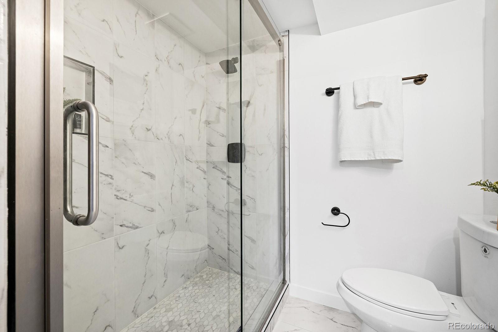 MLS Image #20 for 1155 s oneida street c,denver, Colorado