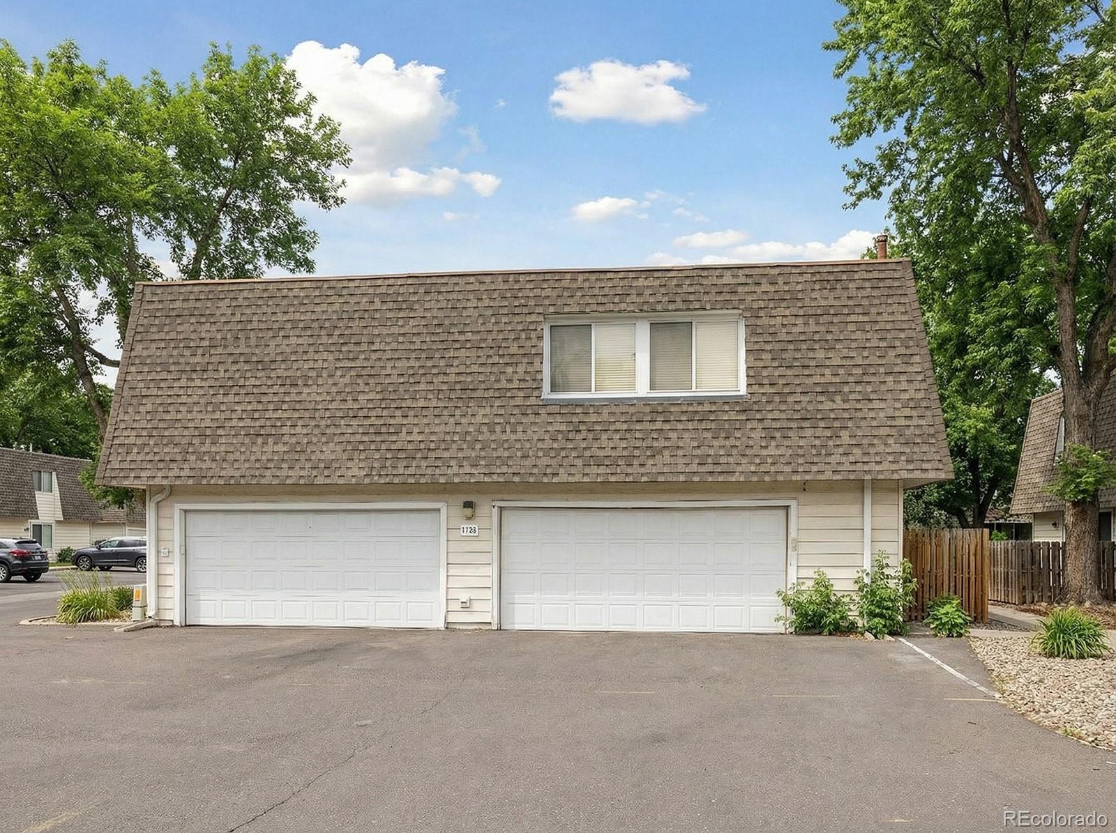 MLS Image #27 for 1155 s oneida street c,denver, Colorado