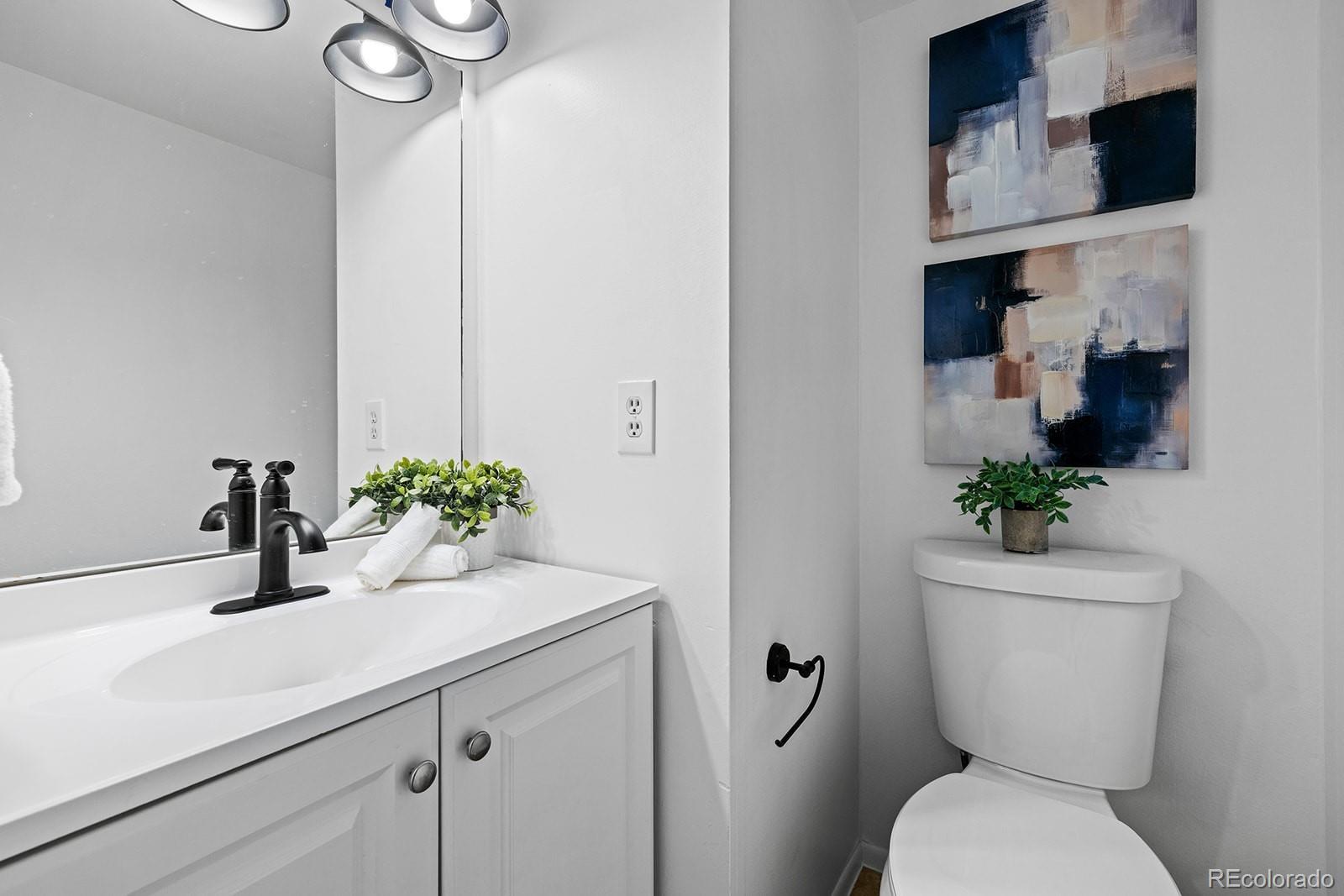 MLS Image #9 for 1155 s oneida street c,denver, Colorado