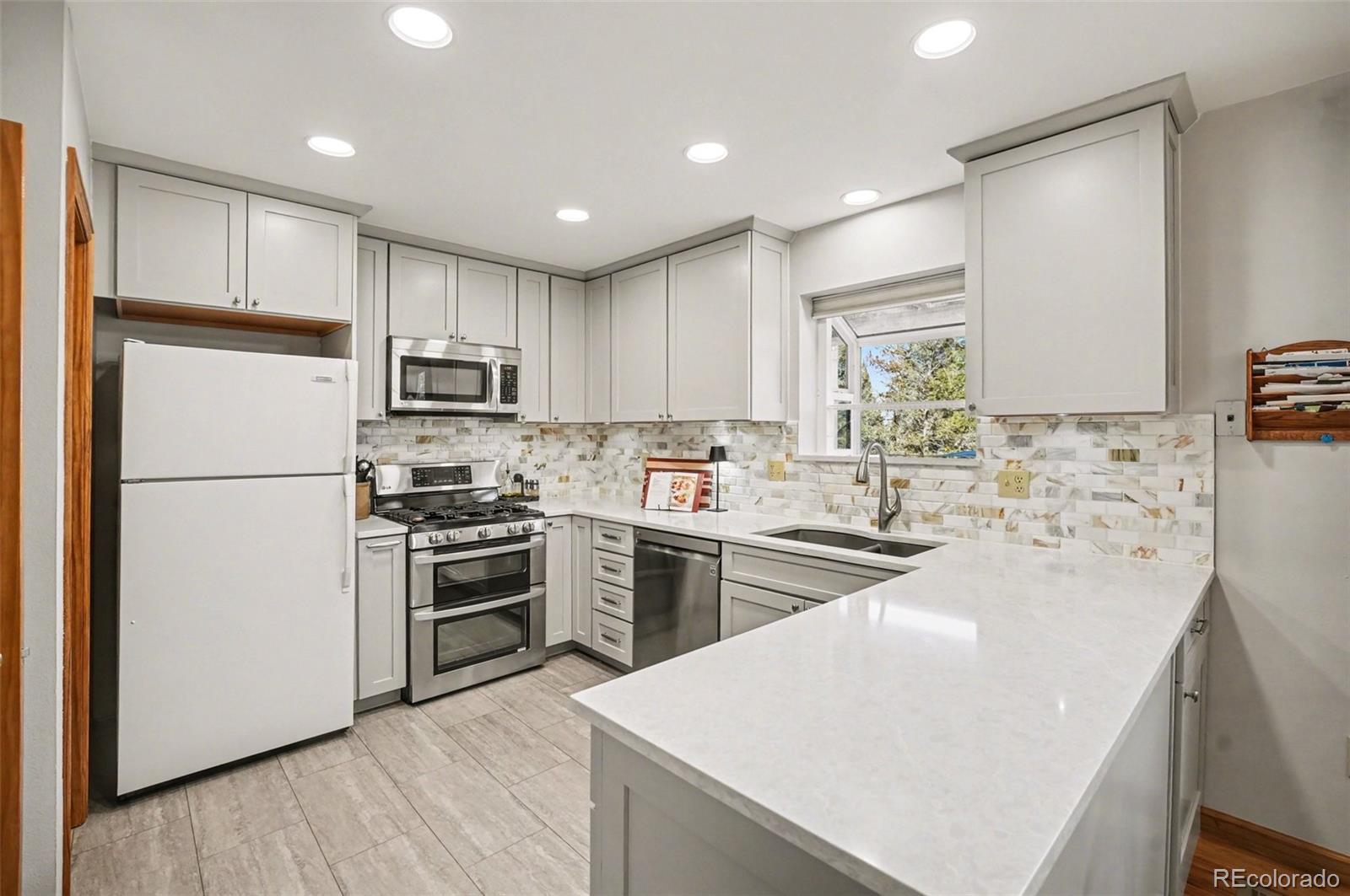 MLS Image #3 for 9780 s warhawk road,conifer, Colorado