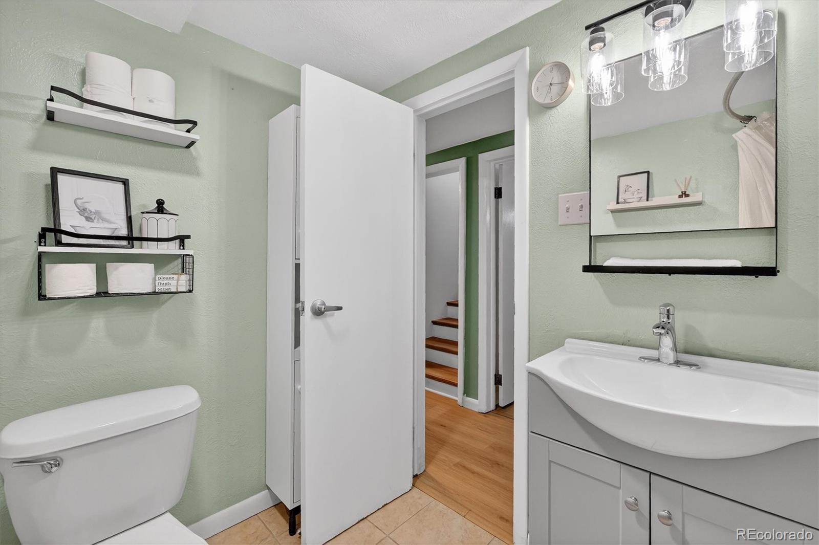 MLS Image #22 for 1002 s krameria street,denver, Colorado