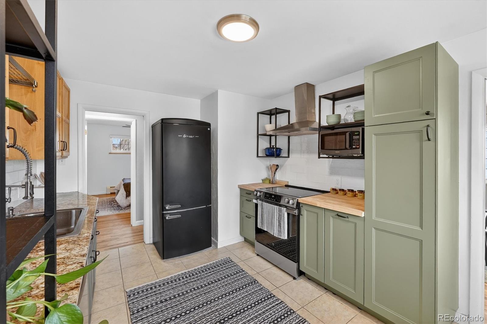 MLS Image #8 for 1002 s krameria street,denver, Colorado