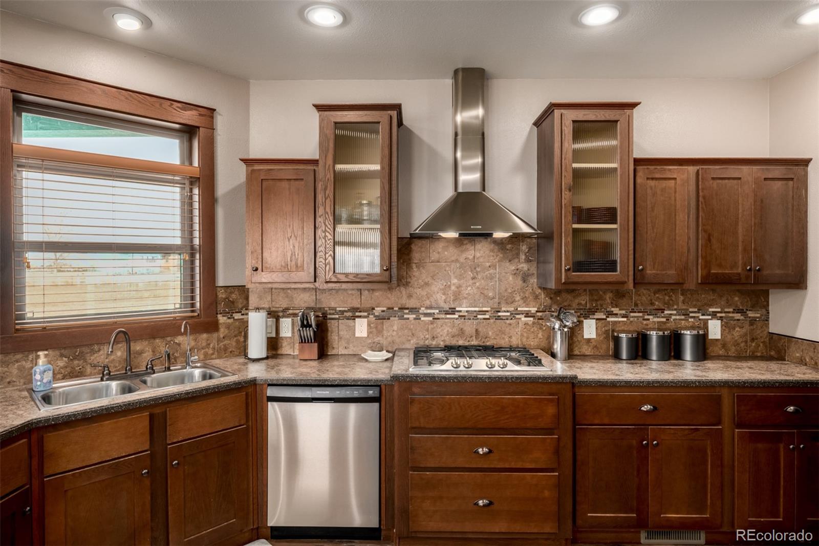 MLS Image #6 for 14275  shadow wood court,brighton, Colorado