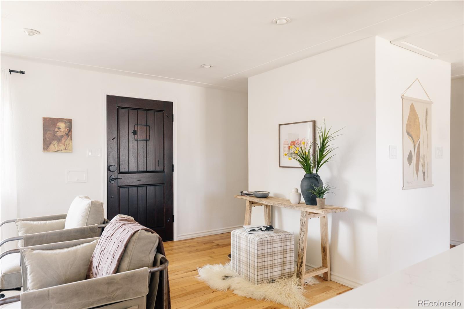 MLS Image #2 for 2826  hudson street,denver, Colorado