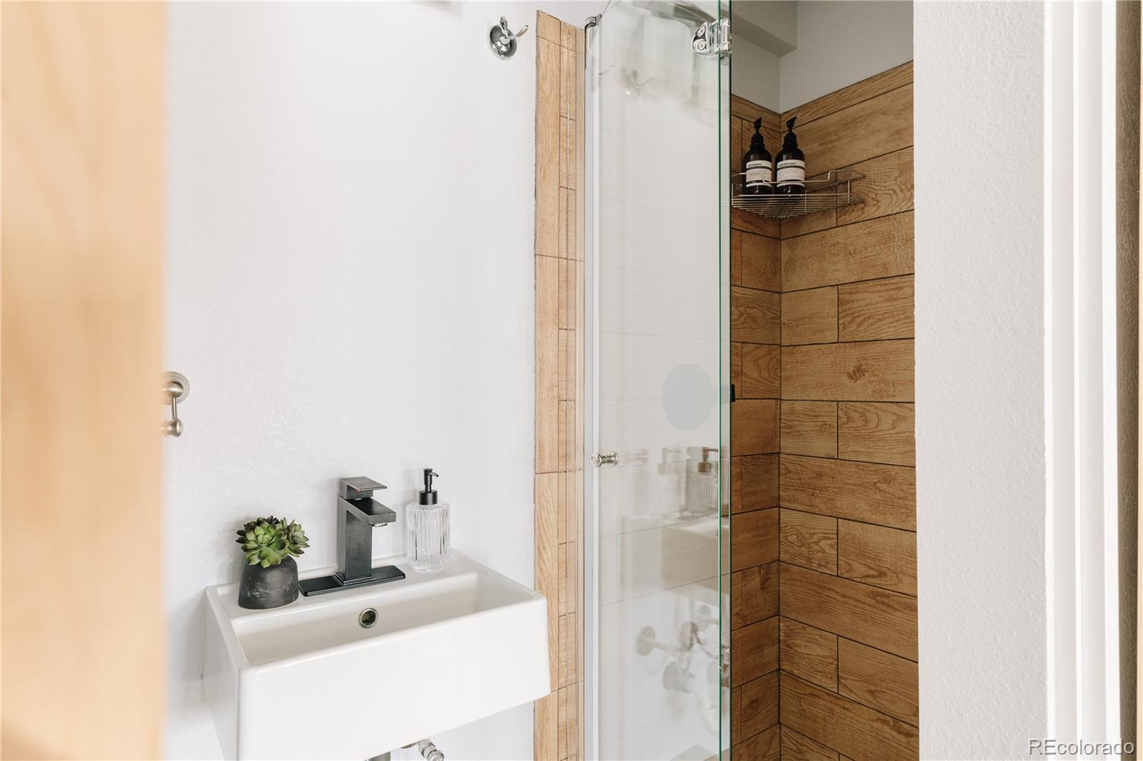 MLS Image #22 for 2826  hudson street,denver, Colorado